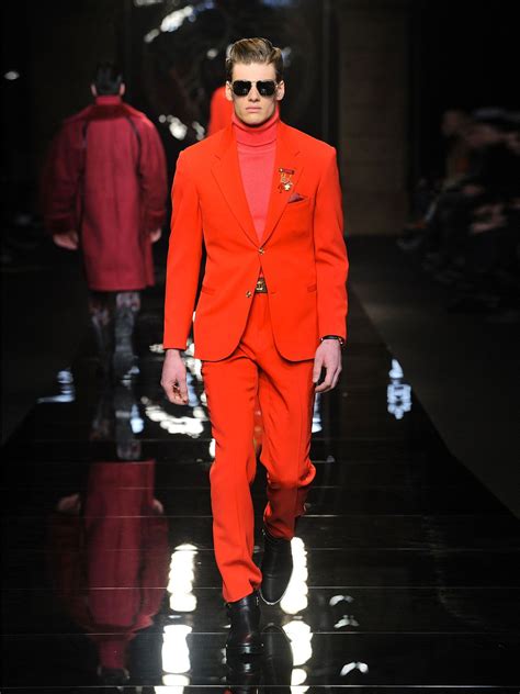 versace red suite